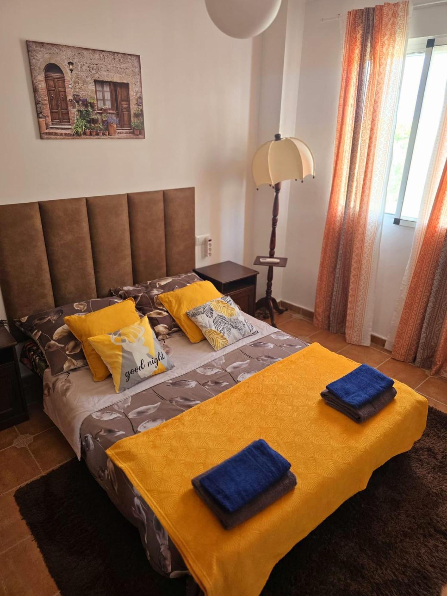 Holiday House - Casa De Monica Кульера Экстерьер фото